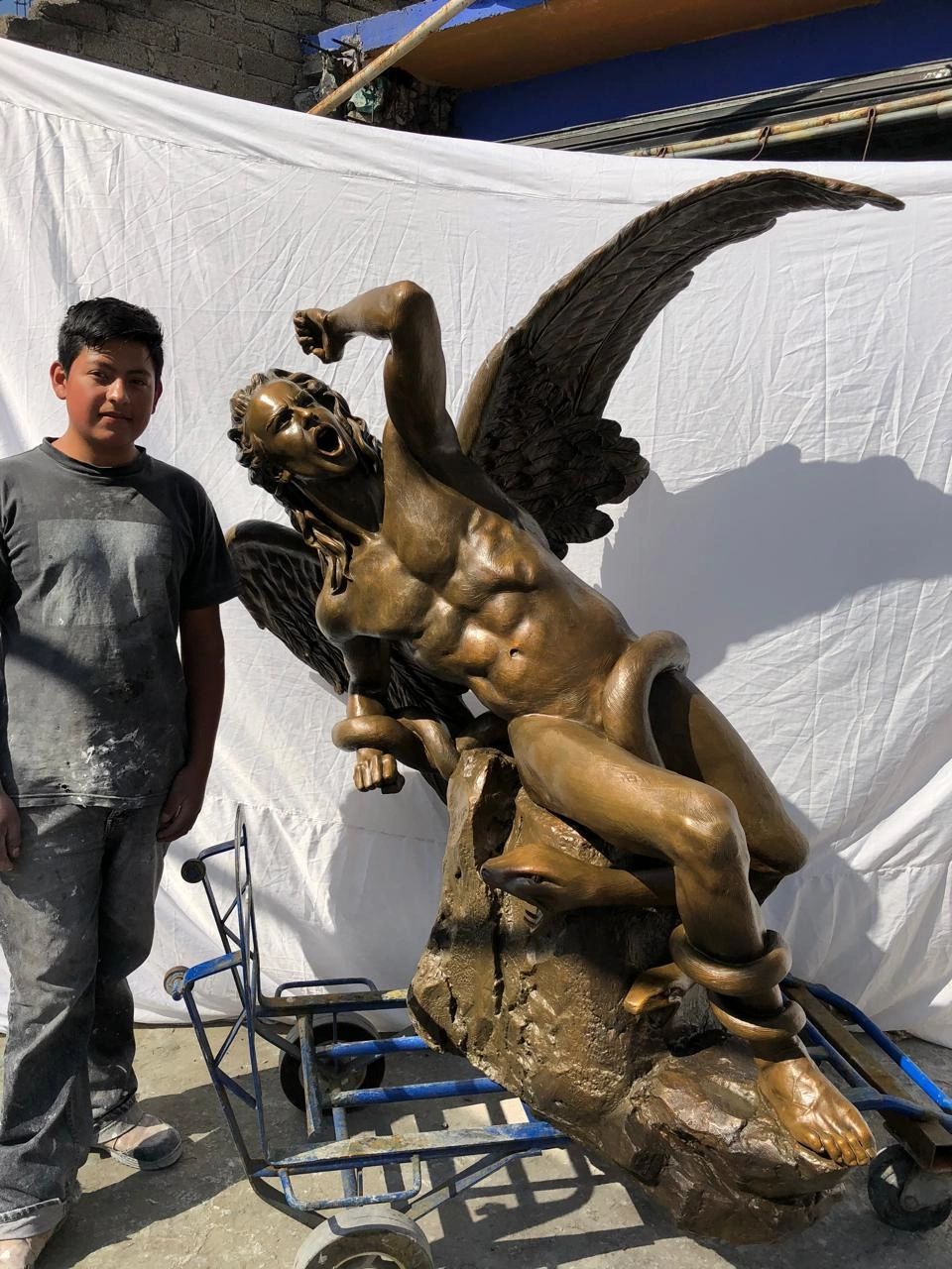 Monumentos y estatuas